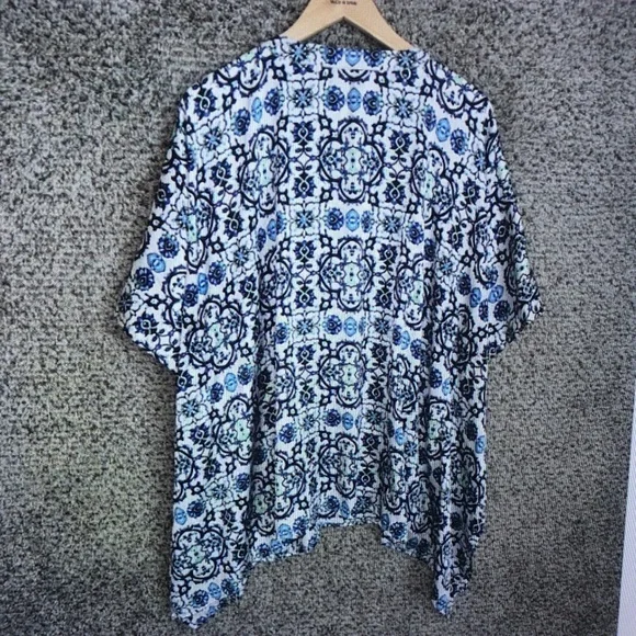 Lane Bryant White and Blue Patterned Beaded V-Neck Tunic - Picture 7 of 7